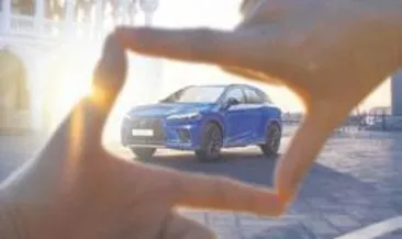 Dünyaca ünlü oyuncularla poz verecek