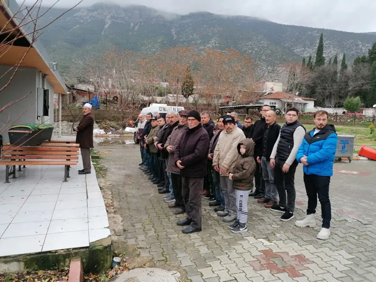 85 yaşındaki kadının boğazını kesti! Katil komşudan korkunç ifade: Bağırmaya başlayınca…