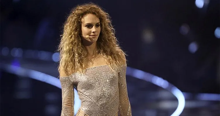 Yeni top model Simone