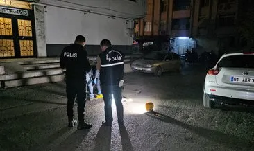Sokaktaki bıçaklı kavgada 1 kişi öldü #adana