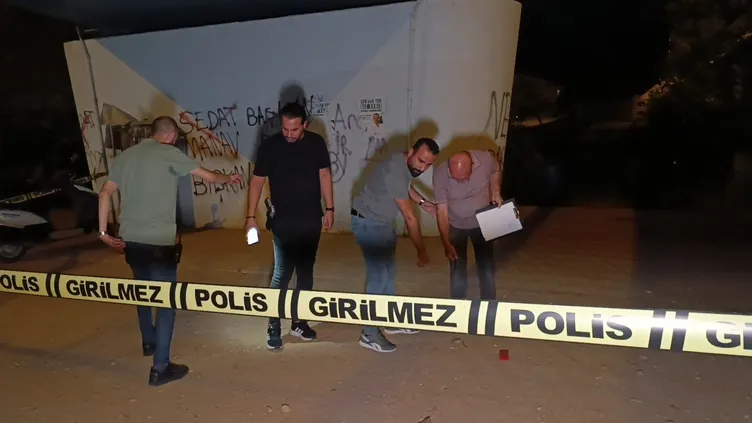Antalya’da ’Irmağa şişe atma’ kavgası: Silah tutukluk yapınca meydan dayağı yedi