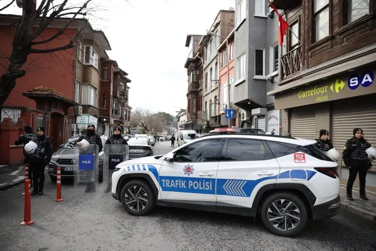 SON DAKİKA: Sarıyer'de Santa Maria Kilisesi'ne silahlı saldırı: 1 kişi hayatını kaybetti