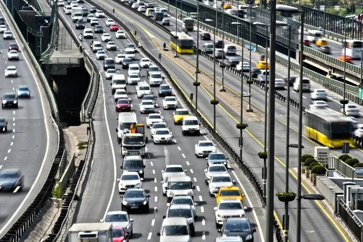 İstanbul’da yollar nasıl, açık mı, kapalı mı, düzeldi mi? 26 Ocak 2022 İstanbul Yol durumu ile trafik ne durumda, yollar açıldı mı?