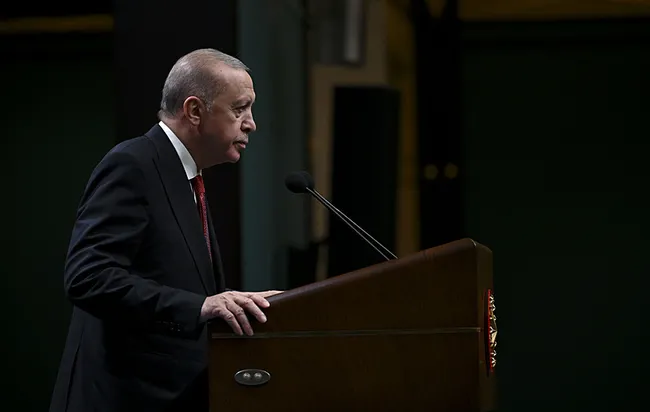 son-dakika-baskan-erdogandan-fon-aciklamasi-haksiz-kazanc-saglayan-bedelini-odeyecek-1791824779925.jpeg SON DAKİKA | Başkan Erdoğan'dan fon açıklaması: Haksız kazanç sağlayan bedelini ödeyecek