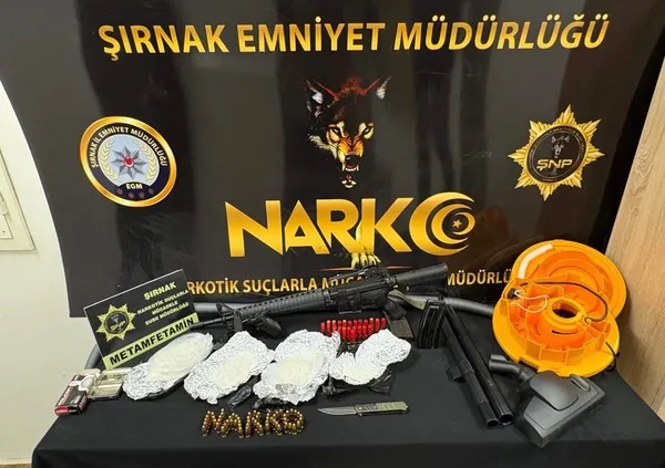 sirnakta-kacakcilik-ve-uyusturucu-operasyonlarinda-2-tutuklama-1769431948654.jpg