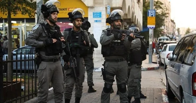 İsrail askerleri Batı Şeria’da 4 gazeteciyi gözaltına aldı