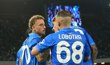 Napoli, Frosinone engelini rahat geçti!