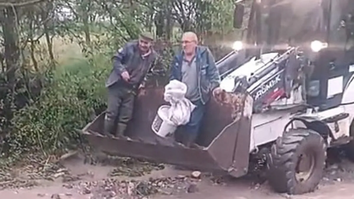 Karabük’te sağanak ve dolu su taşkınlarına neden oldu: 3 vatandaş kurtarıldı! Karabük’te sağanak ve dolu su taşkınlarına neden oldu: 3 vatandaş kurtarıldı!