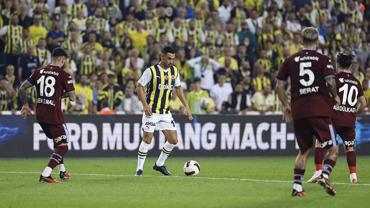 Fenerbahçe – Trabzonspor maçı ne zaman, saat kaçta, hangi kanalda? Süper Lig maçları için geri sayım sürüyor!