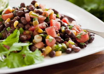 Sofranızı renklendirecek: Barbunya salatası tarifi