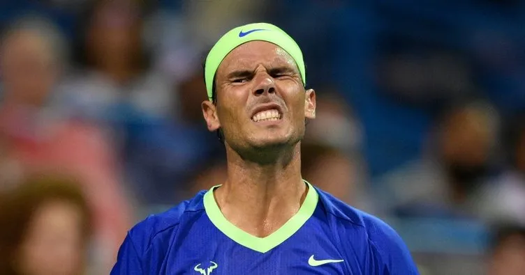 Rafael Nadal ayağındaki sakatlık nedeniyle sezonu kapattı