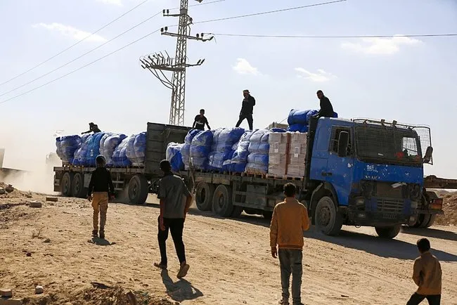 İsrail basınından flaş iddia! Tel Aviv hükümeti Refah Sınır Kapısı’nı yarın açmayacak