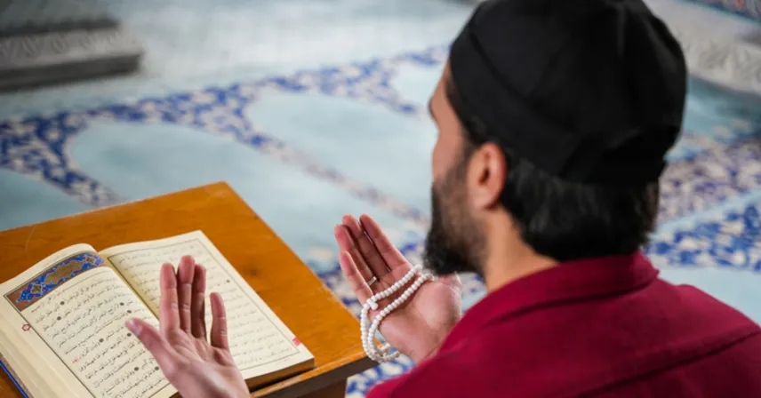 Salât-u Selam Nedir ve Nasıl Getirilir?