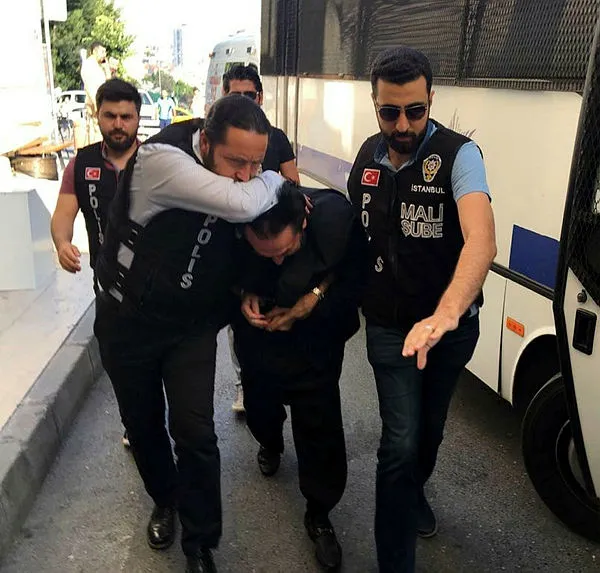 adnan-oktara-ikinci-sok-527-kez-yapilan-gorusme-yargiyi-harekete-gecirdi-1668617546401.jpg Adnan Oktar'a ikinci şok! 527 kez yapılan görüşme yargıyı harekete geçirdi