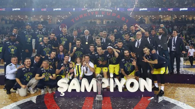 Fenerbahçe Beko’ya kötü haber! Efsane takım dağılıyor