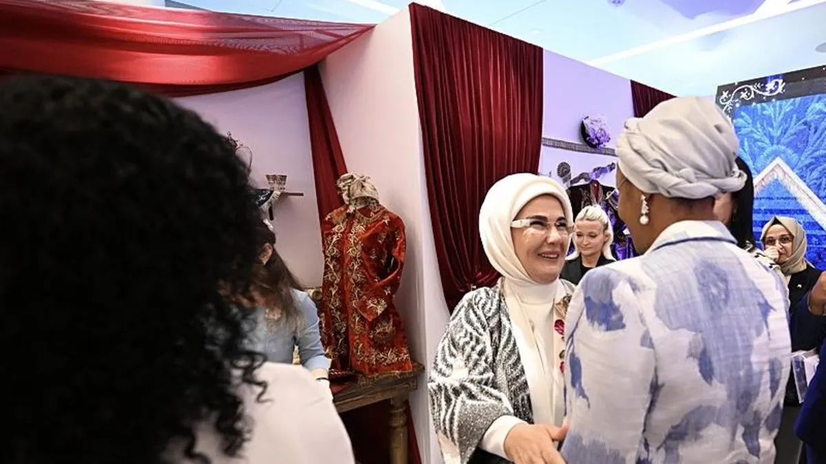 Emine Erdoğan, New York'ta geleneksel köklü Türk çeyiz geleneğini dünyaya tanıttı