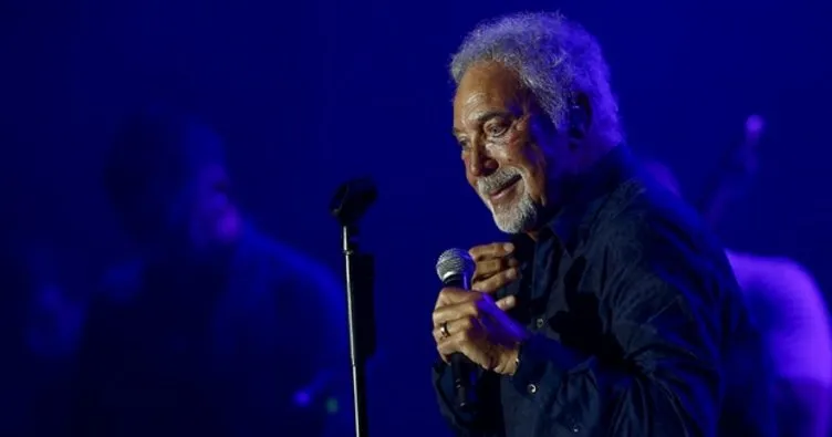 Tom Jones Regnum’da konser verdi