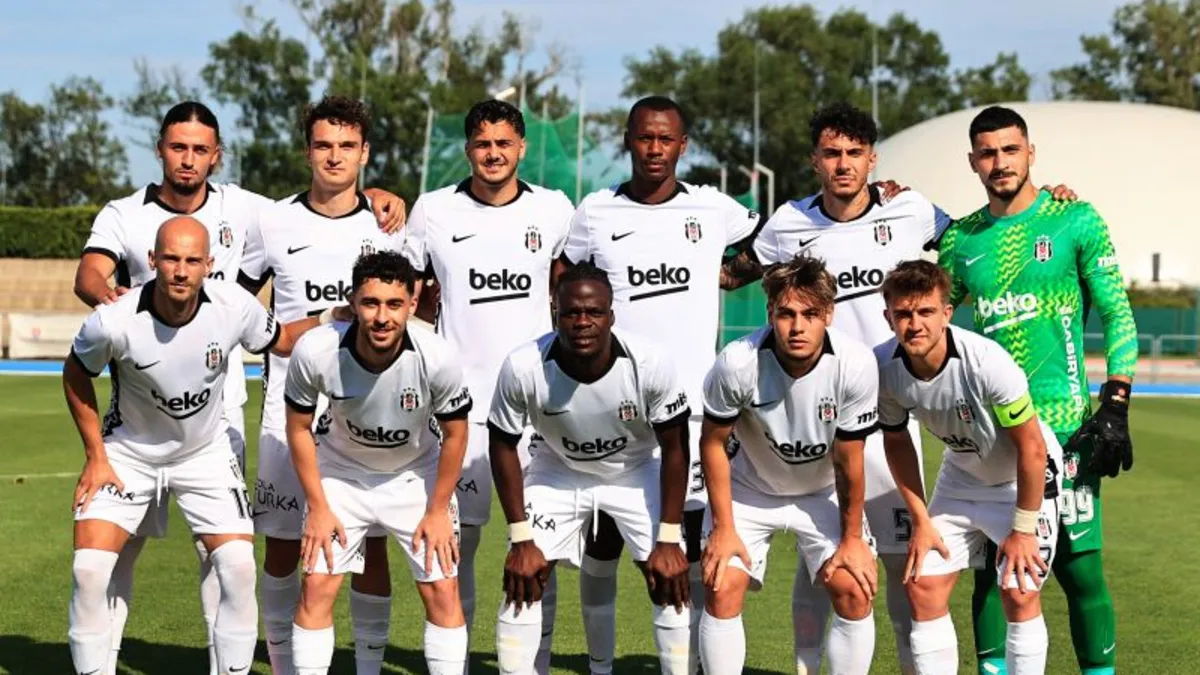 Beşiktaş futbol takımı antrenman sahasında