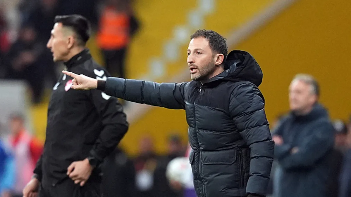 Fenerbahçe’nin yıldızına Avrupa devleri talip! İşte peşindeki 3 kulüp – Galeri Fenerbahçe’nin yıldızına Avrupa devleri talip! İşte peşindeki 3 kulüp – Galeri