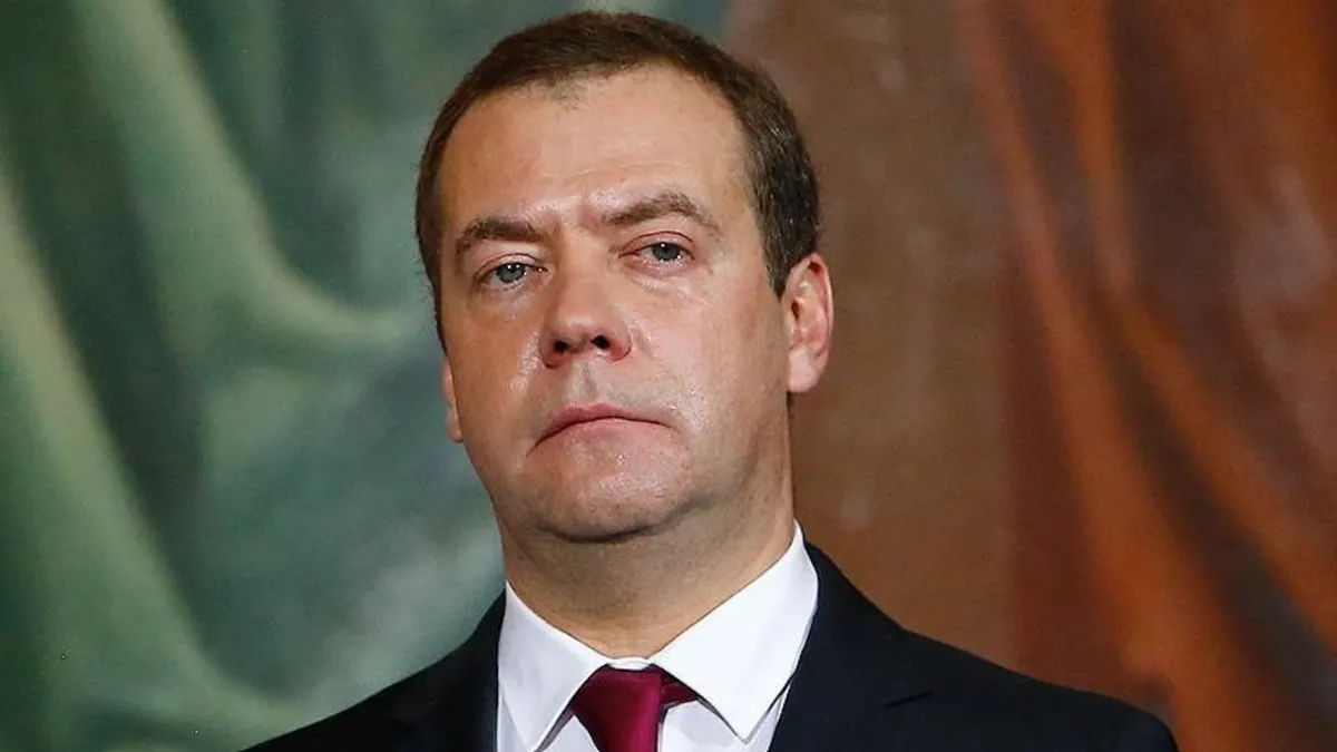 Rusya’dan Grönland çıkışı: “Trump geç kalırsa referandumla bize katılabilir” Rusya’dan Grönland çıkışı: “Trump geç kalırsa referandumla bize katılabilir”