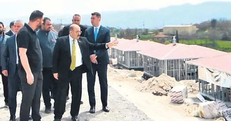 Tatil köyü değil TOKİ’nin deprem evleri