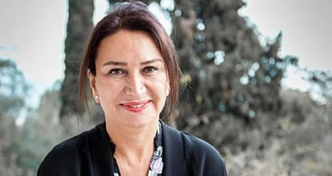Demet Akbag Dan Iki Ay Sonra Bir Ilk Magazin Haberleri