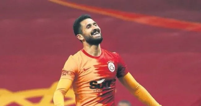 Emre Akbaba gemileri yaktı!