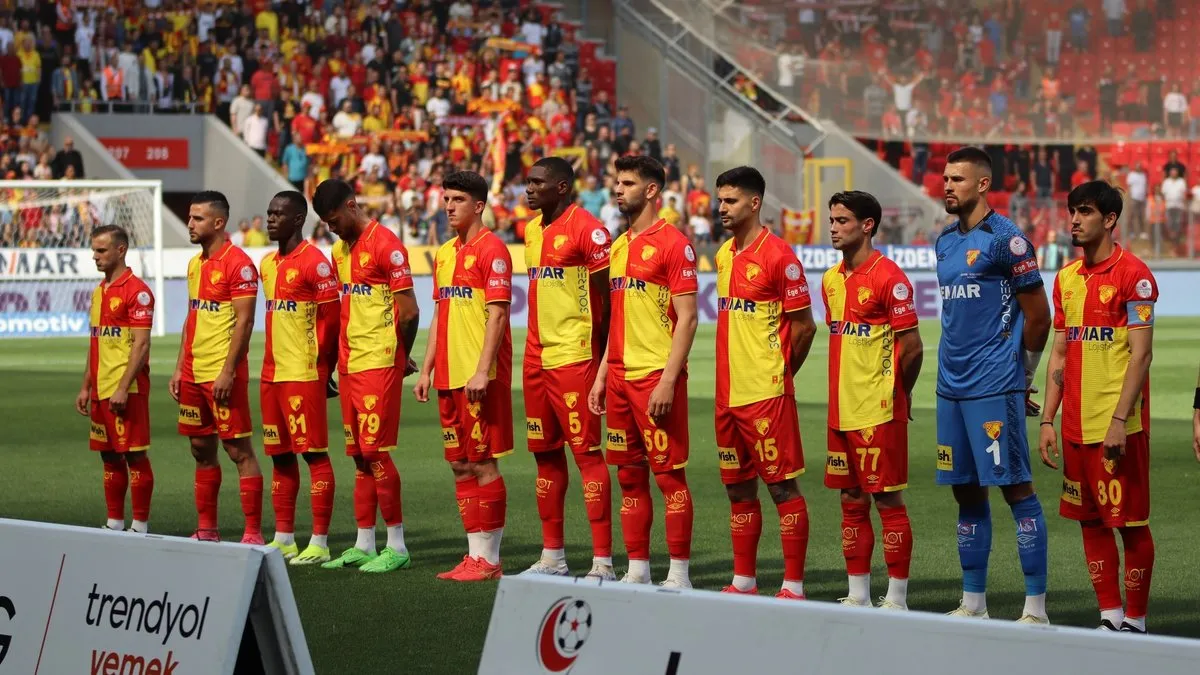 SON DAKİKA HABERİ: Göztepe, Süper Lig'e yükseldi! İzmir ekibi 2 sezon sonra geri döndü