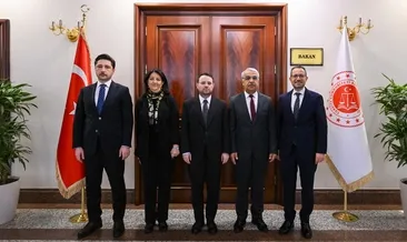 DEM Parti’den Bakan Gürlek’e ziyaret