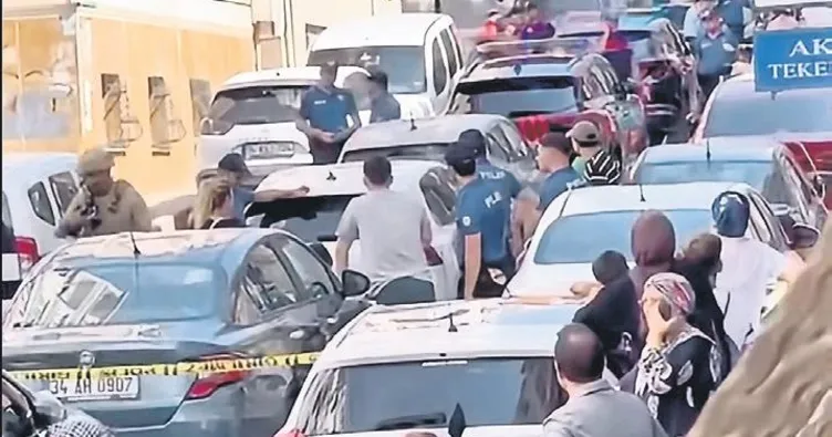 Eşini ve kızını katlettikten sonra canına kıydı