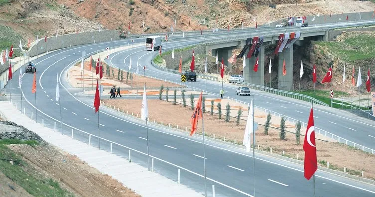 Siirt-Kurtalan yolu açıldı