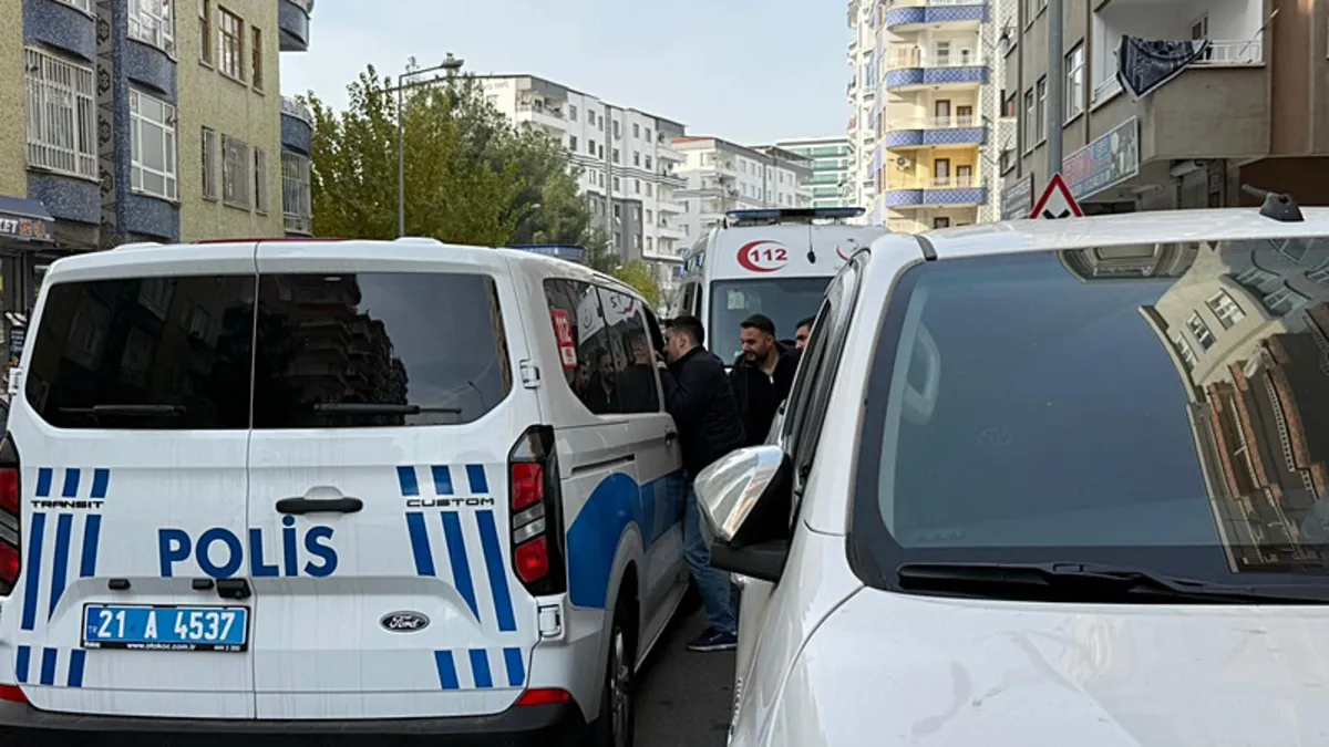 SON DAKİKA… Diyarbakır’da 3 aylık bebeğini camdan atmıştı! O anneden haber var… SON DAKİKA… Diyarbakır’da 3 aylık bebeğini camdan atmıştı! O anneden haber var…