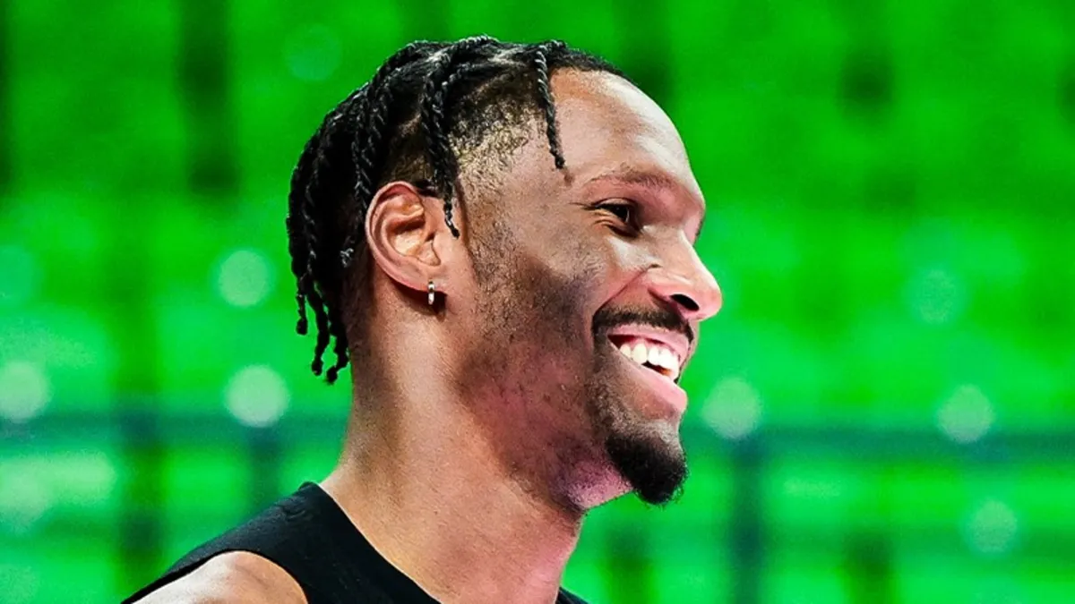 Nigel Hayes Davis’ten Fenerbahçe açıklaması! Nigel Hayes Davis’ten Fenerbahçe açıklaması!