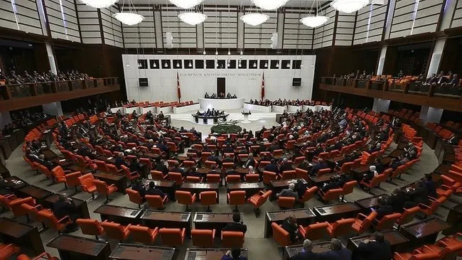 SON DAKİKA | Irak ve Suriye tezkeresi Meclis’te kabul edildi: TSK’nın görev süresi 3 yıl daha uzatıldı