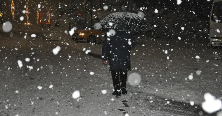 Yüksekova’da Kar Yağışı etkisini arttırdı