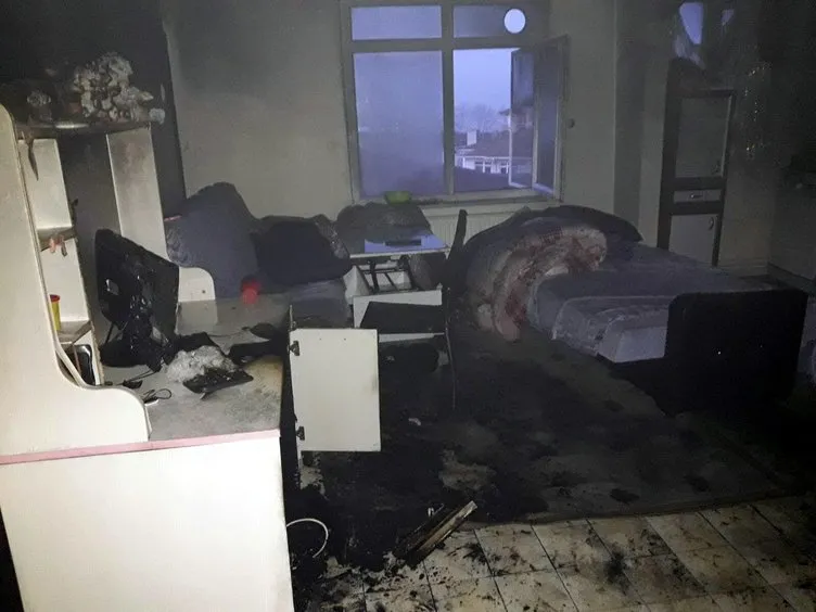 Evde bilgisayardan yangın çıktı; 3 kişi dumandan etkilendi