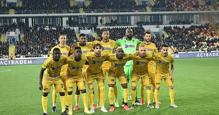 Yeni Malatyasporlu futbolculardan ’Evde kal’ çağrısı