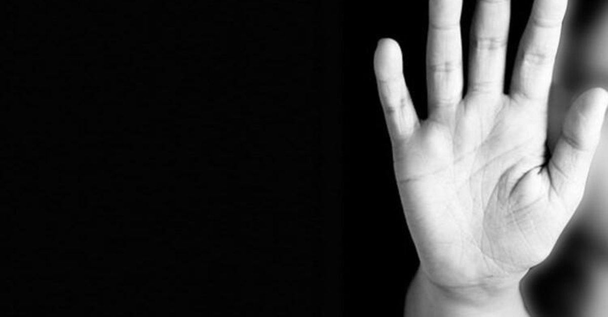 Telefonla Yemek Siparis Veren Kucuk Kiza Sok Sabah Haber Ofisi