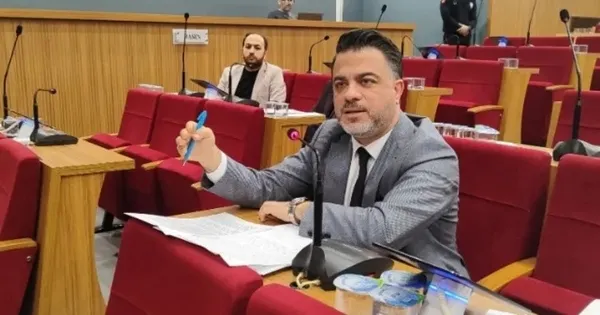cemil-tugay-donemindeki-projelerde-izmir-halkinda-guven-bunalimi-olustu-1786713775219.jpg