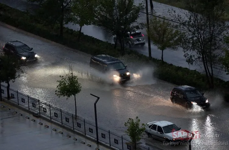 Sağanak yağış sonrasında Ankara göle dönüştü