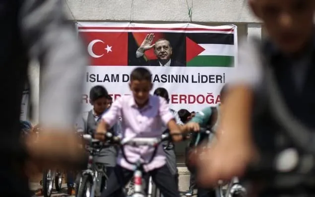 Cumhurbaşkanı Erdoğan’ın gönderdiği bisikletler dağıtılmaya başlandı