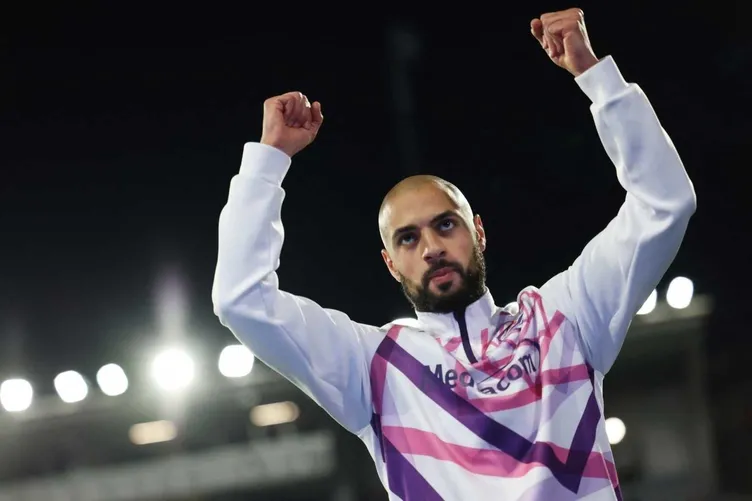 SON DAKİKA FENERBAHÇE HABERİ: Ferdi Kadıoğlu’nda büyük ters köşe! Orta sahaya hiç duyulmamış isim