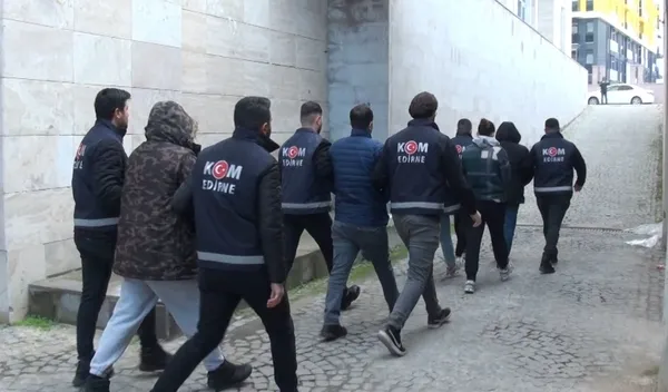 sahtecilik-imparatorlugu-cokertildi-edirne-polisinden-nefes-kesen-operasyon-1732723687949.jpg
