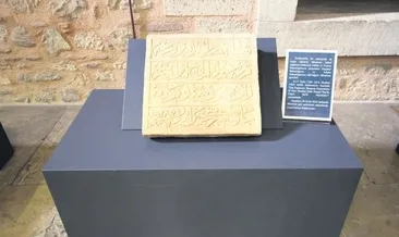 Kaçırılan kitabe anavatanına döndü