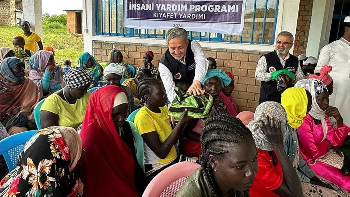 İslamiyet'i kabul eden kabileye Türkiye'den yardım