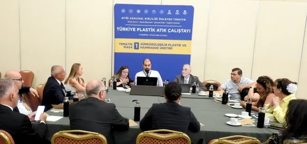 turkiye-plastik-atik-calistayinda-plastik-kirlilige-karsi-15-maddelik-ortak-akil-bulusmasi-gerceklestirdi-1788286338100.jpg