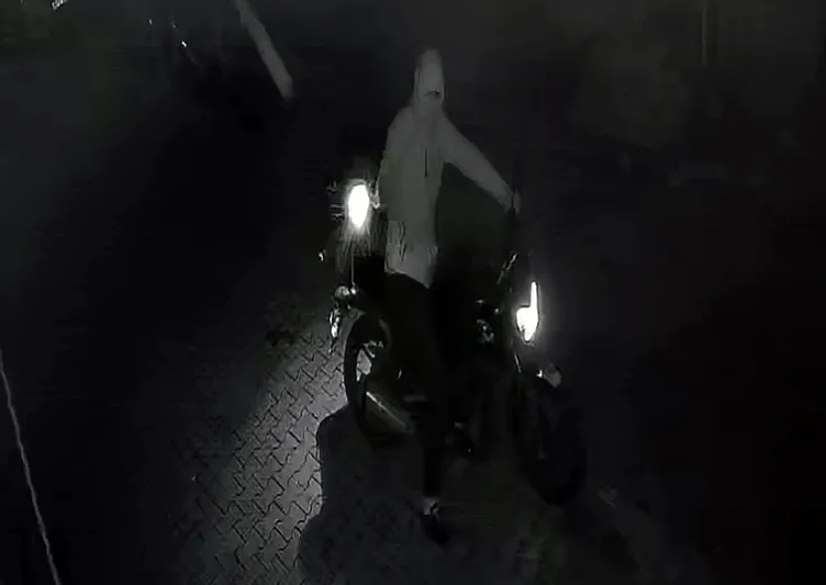 Adana'da dehşet anları: 3 milyon TL haraç istedi: Alamayınca iş yerini taradı!