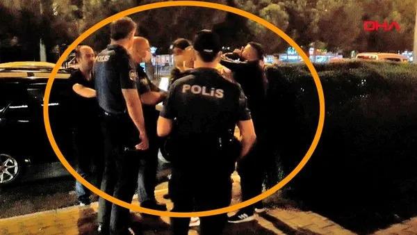Samsun'da alkollü sürücü ceza kesilirken polislerin karşısında içki içmeye devam etti | Video