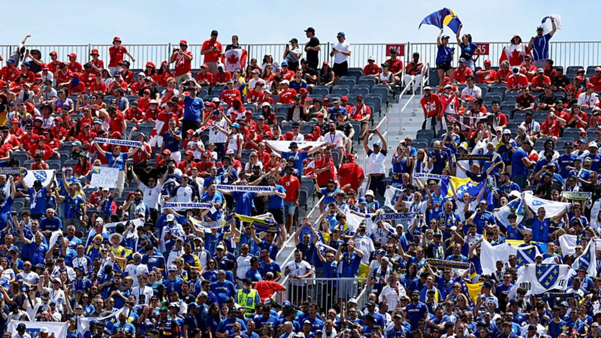 Bosna Hersek taraftarları, Kanada maçı için Toronto Stadı’nda! Bosna Hersek taraftarları, Kanada maçı için Toronto Stadı’nda!