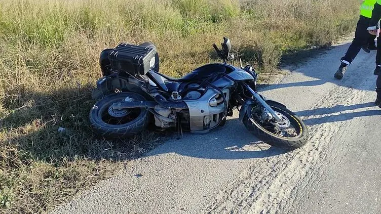 Motosiklet şerit değiştiren araçla çarpıştı: 1 çocuk babası adam hayatını kaybetti!